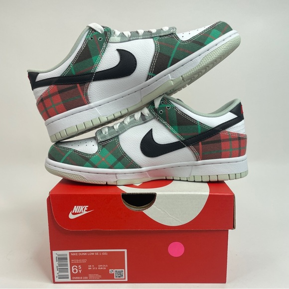 Nike Dunk Low GS SE 1 “Tartan Plaid” 2023 - Picture 3 of 4